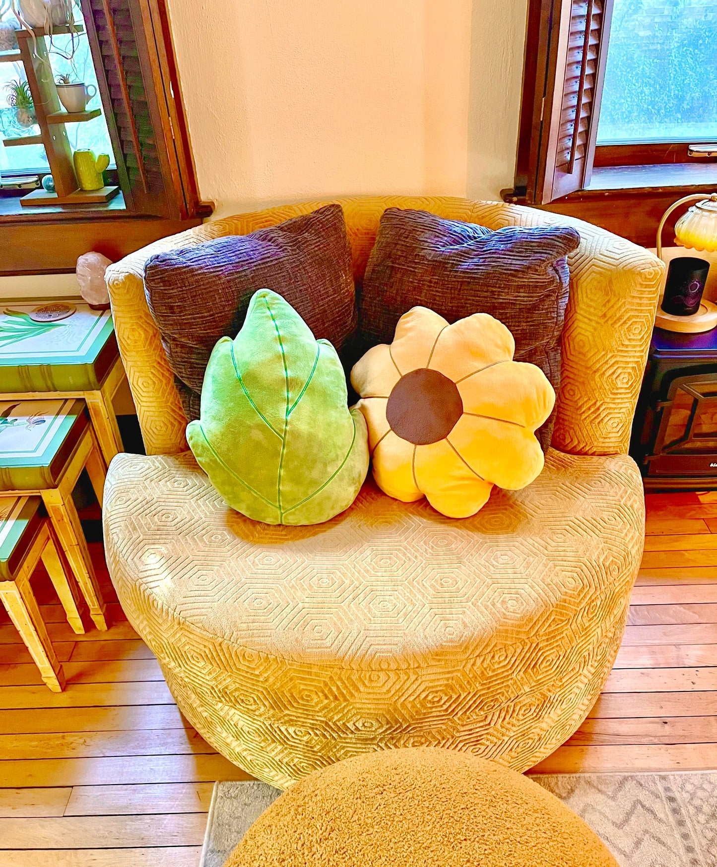 Leaf Weighted Pillow