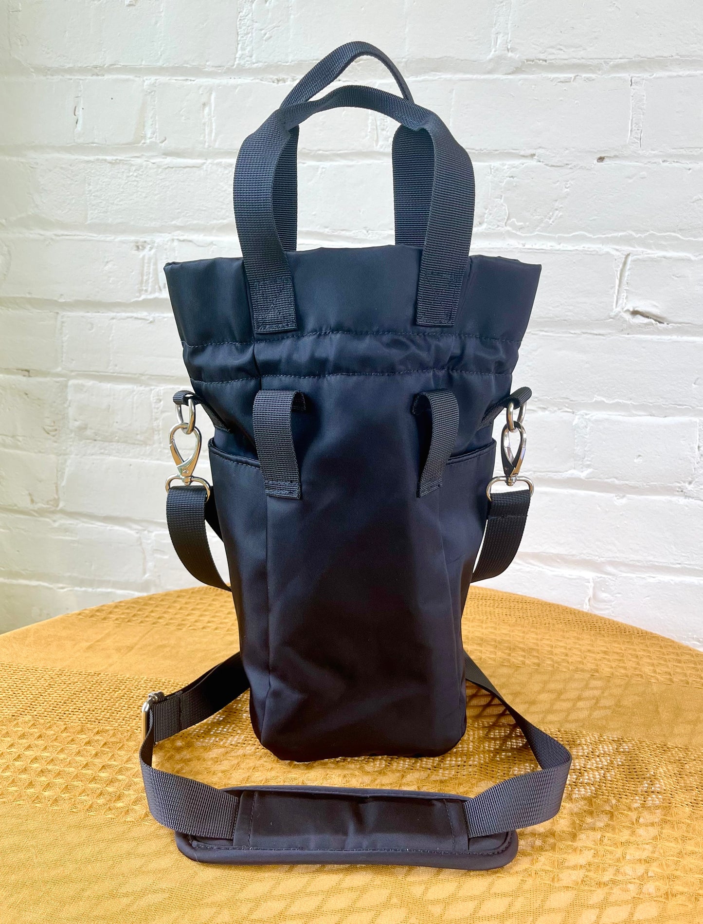Large Black Ita Water Bottle Bag with Fidget Zipper Pull