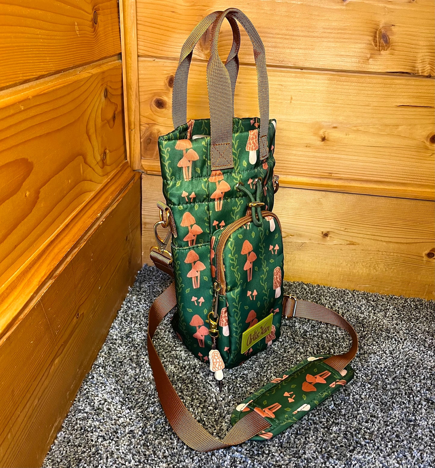 Mushroom Water Bottle Bag with Fidget Zipper Pull