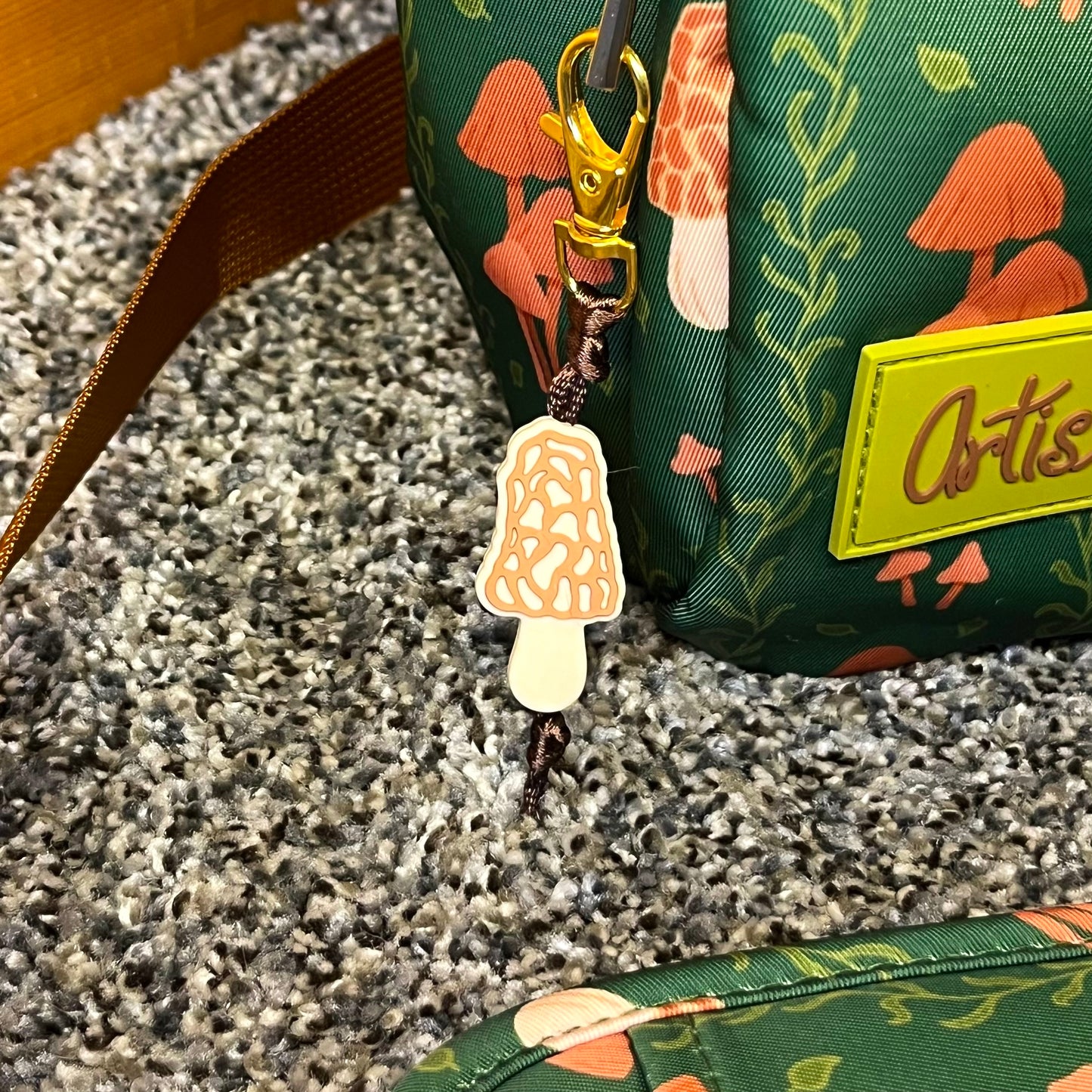 Mushroom Water Bottle Bag with Fidget Zipper Pull