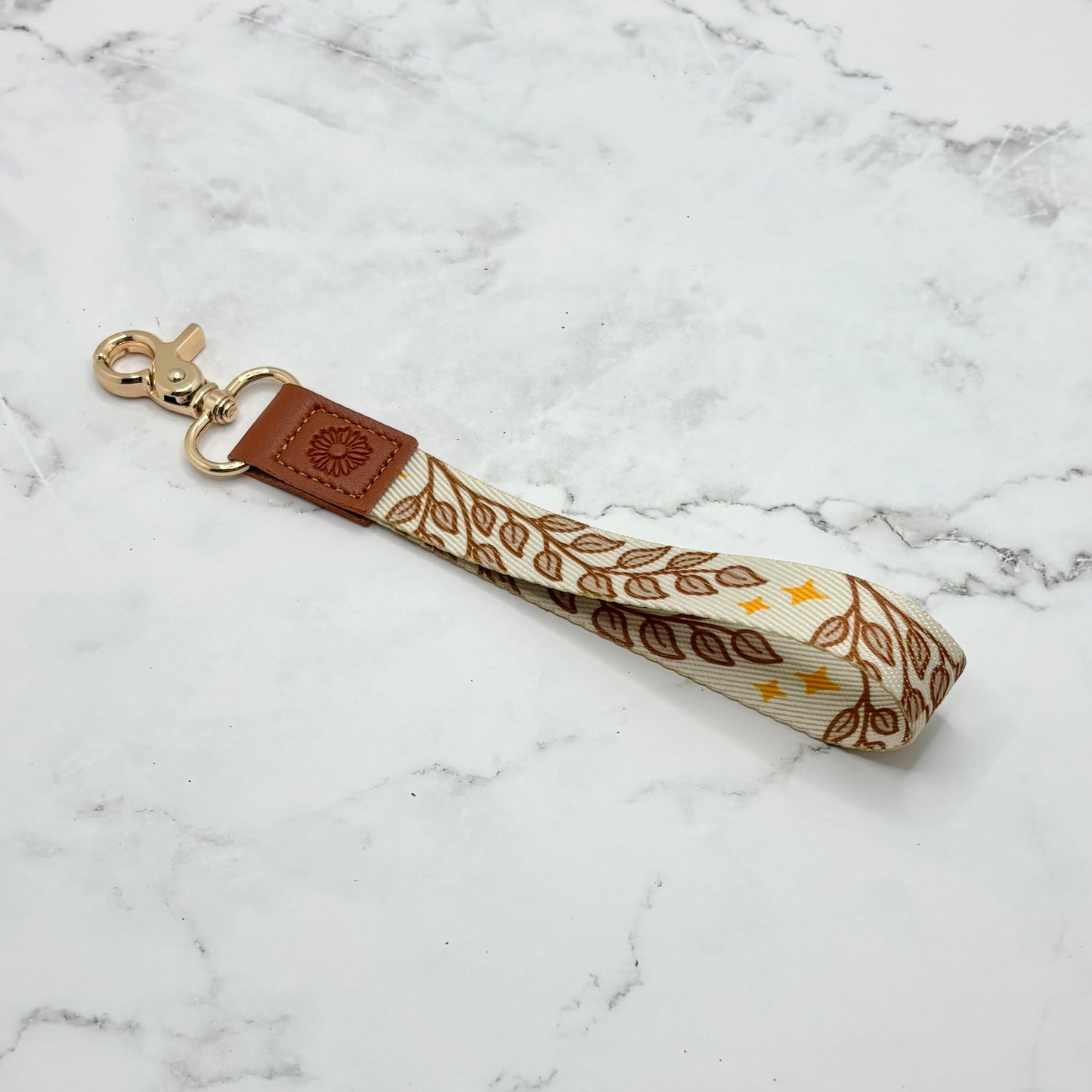 Ivory Leafy Lanyard