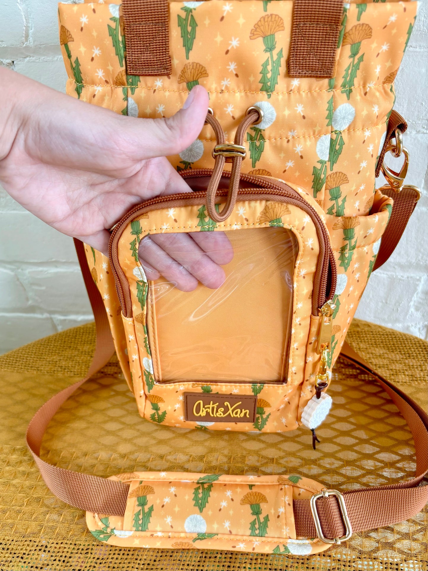 Large Dandelion Ita Water Bottle Bag with Fidget Zipper Pull