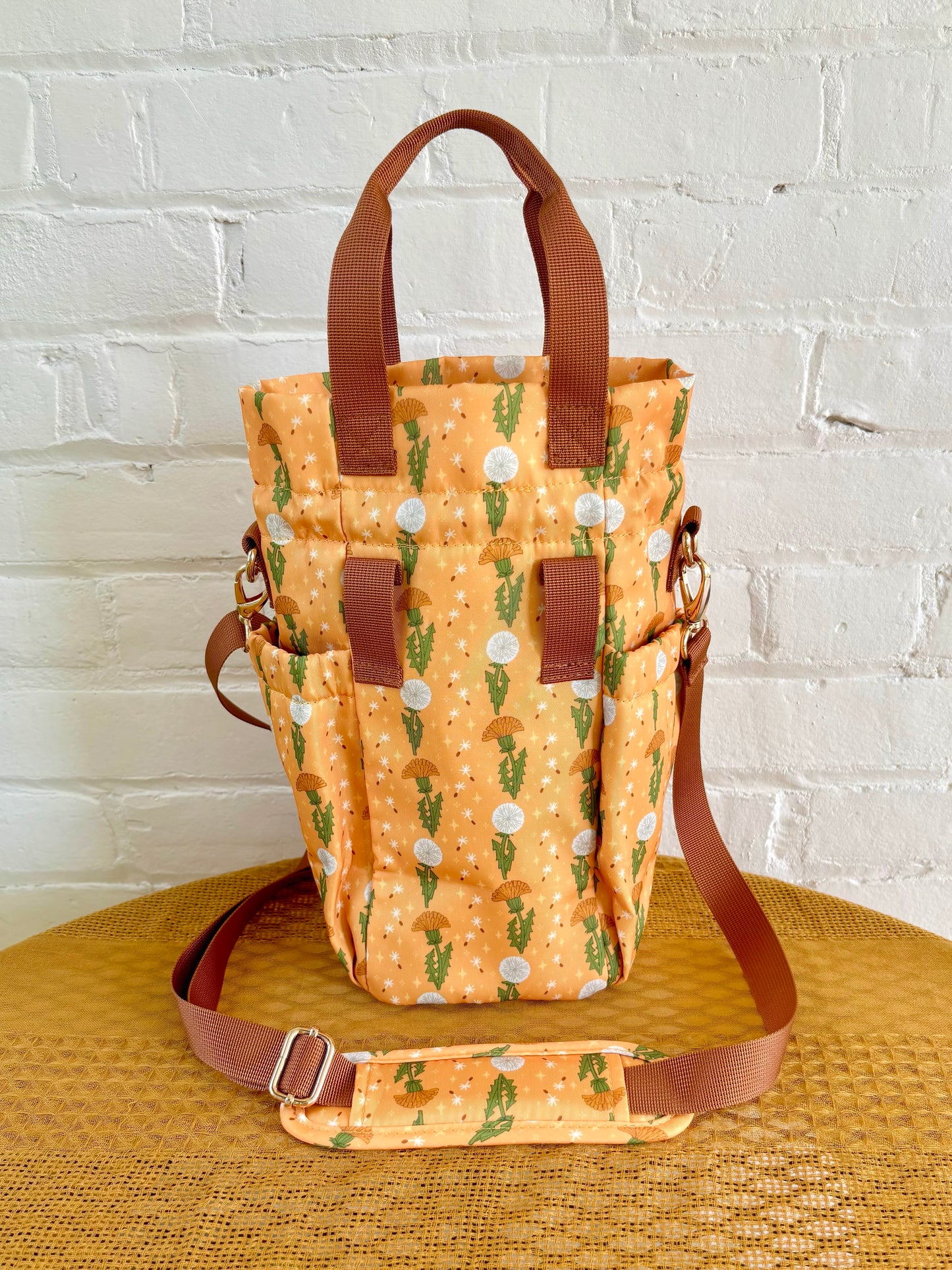 Large Dandelion Ita Water Bottle Bag with Fidget Zipper Pull