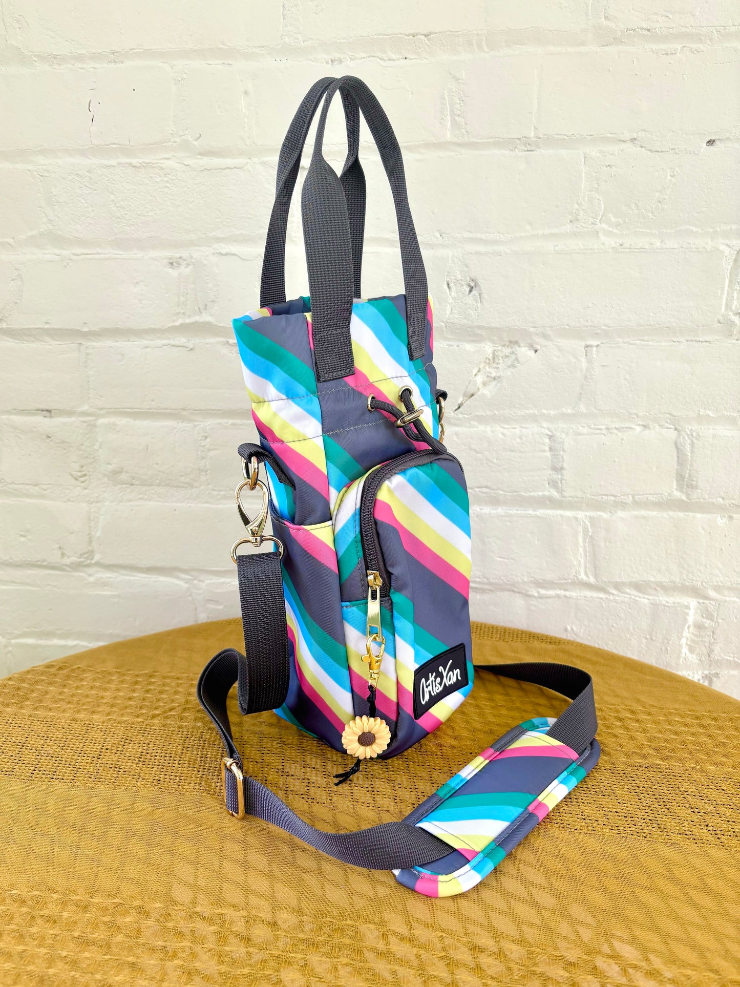 Disability Water Bottle Bag with Fidget Zipper Pull
