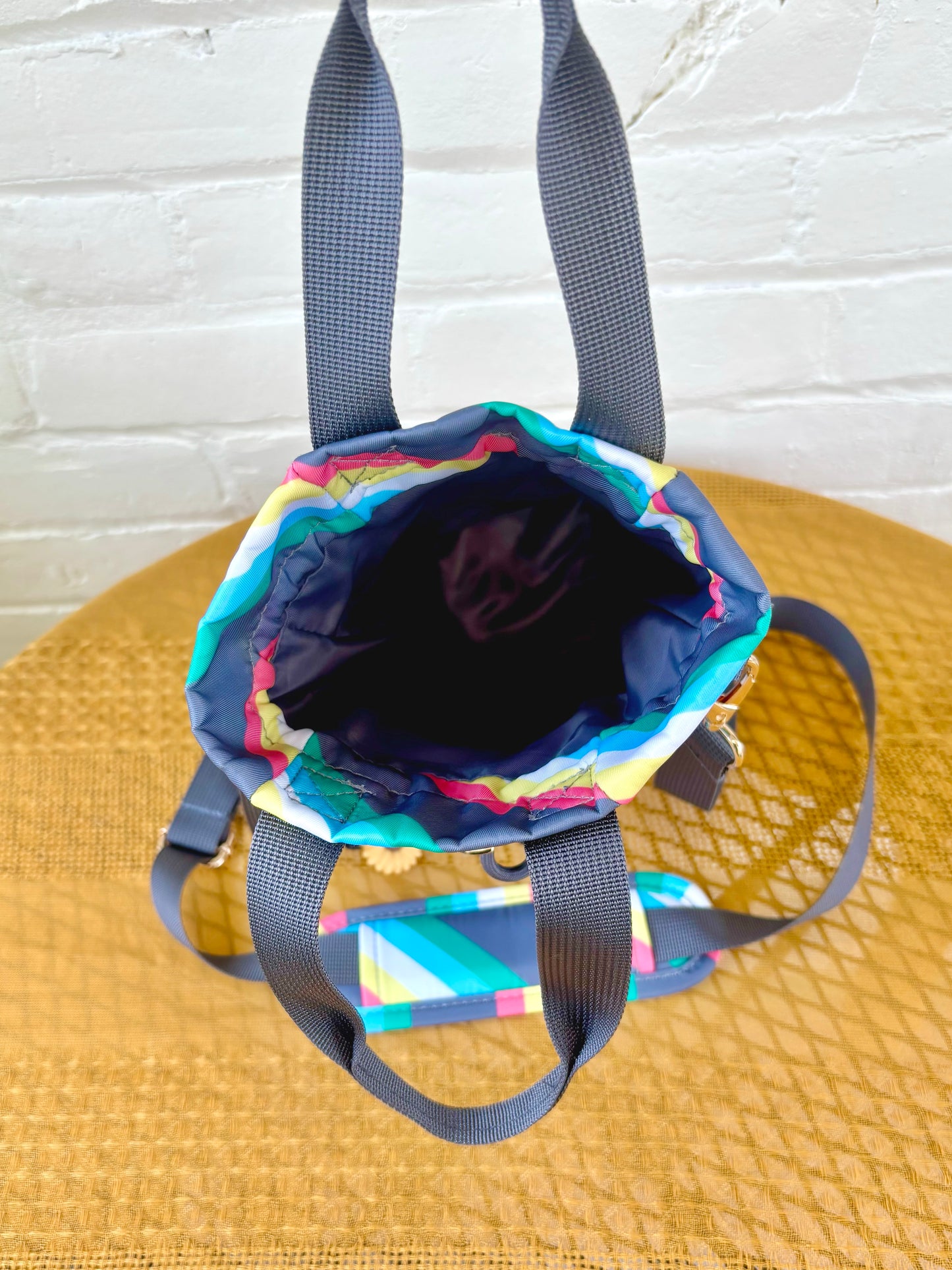 Disability Water Bottle Bag with Fidget Zipper Pull