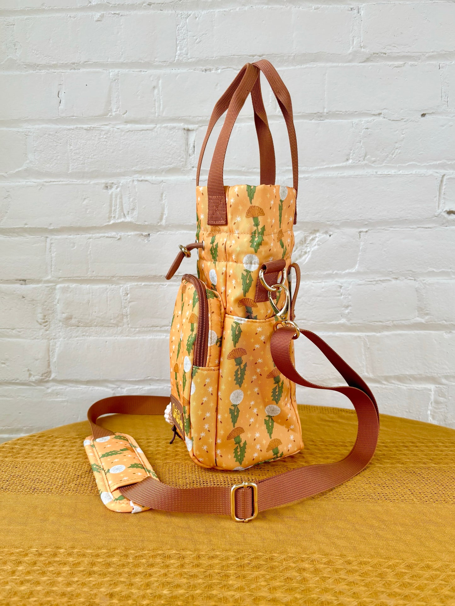 Dandelion Water Bottle Bag with Fidget Zipper Pull
