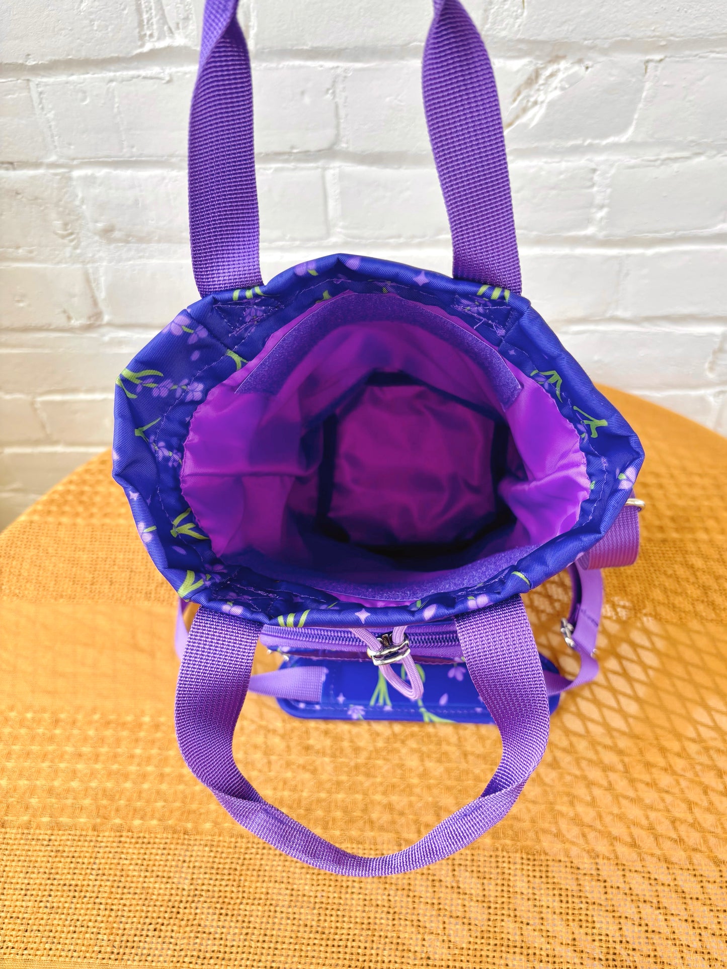 Large Lavender Ita Water Bottle Bag with Fidget Zipper Pull