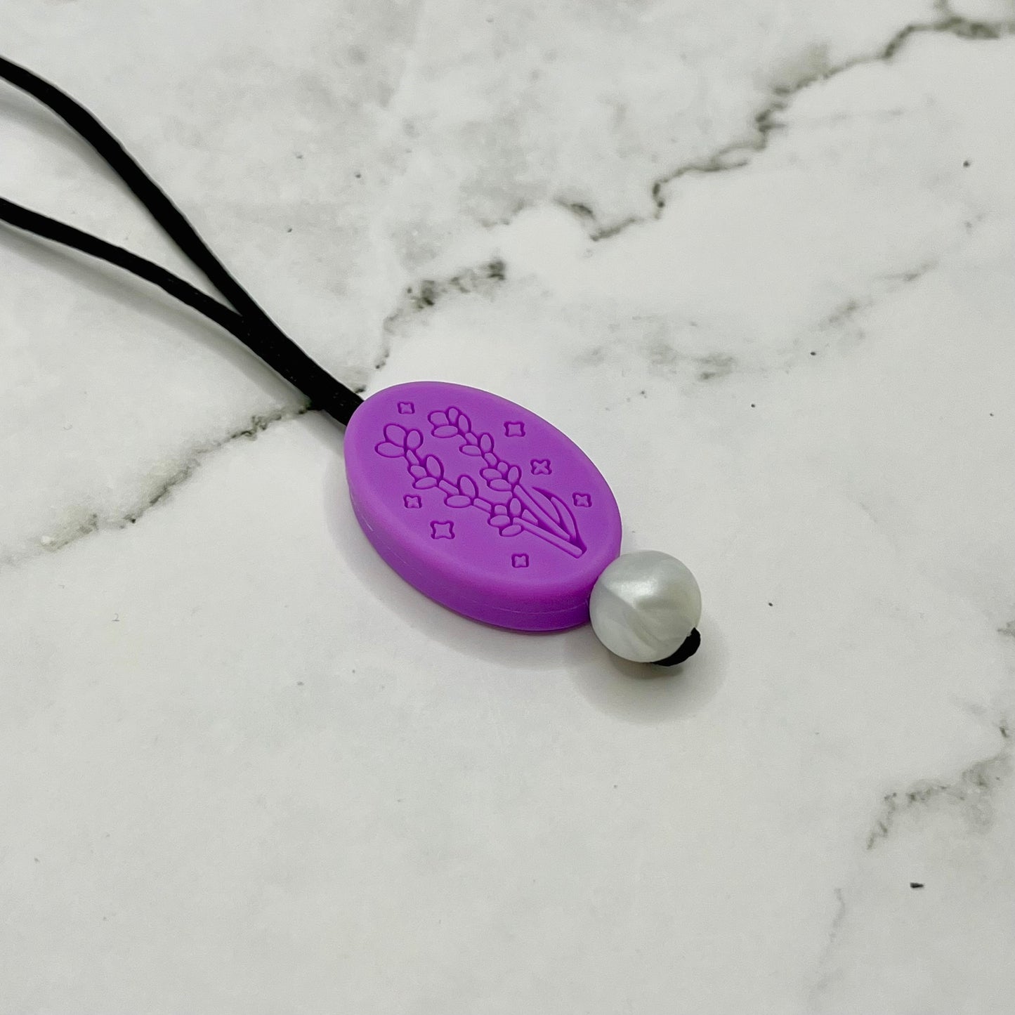 Lavender Fidget Chewelry Necklace