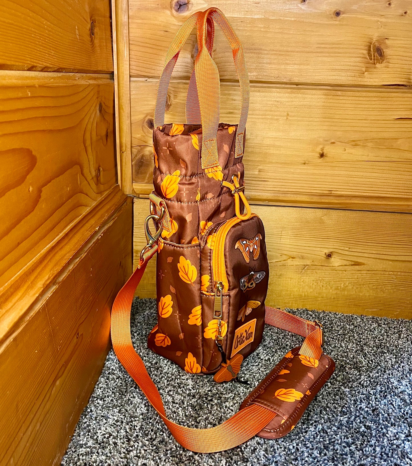 Moth Water Bottle Bag with Fidget Zipper Pull