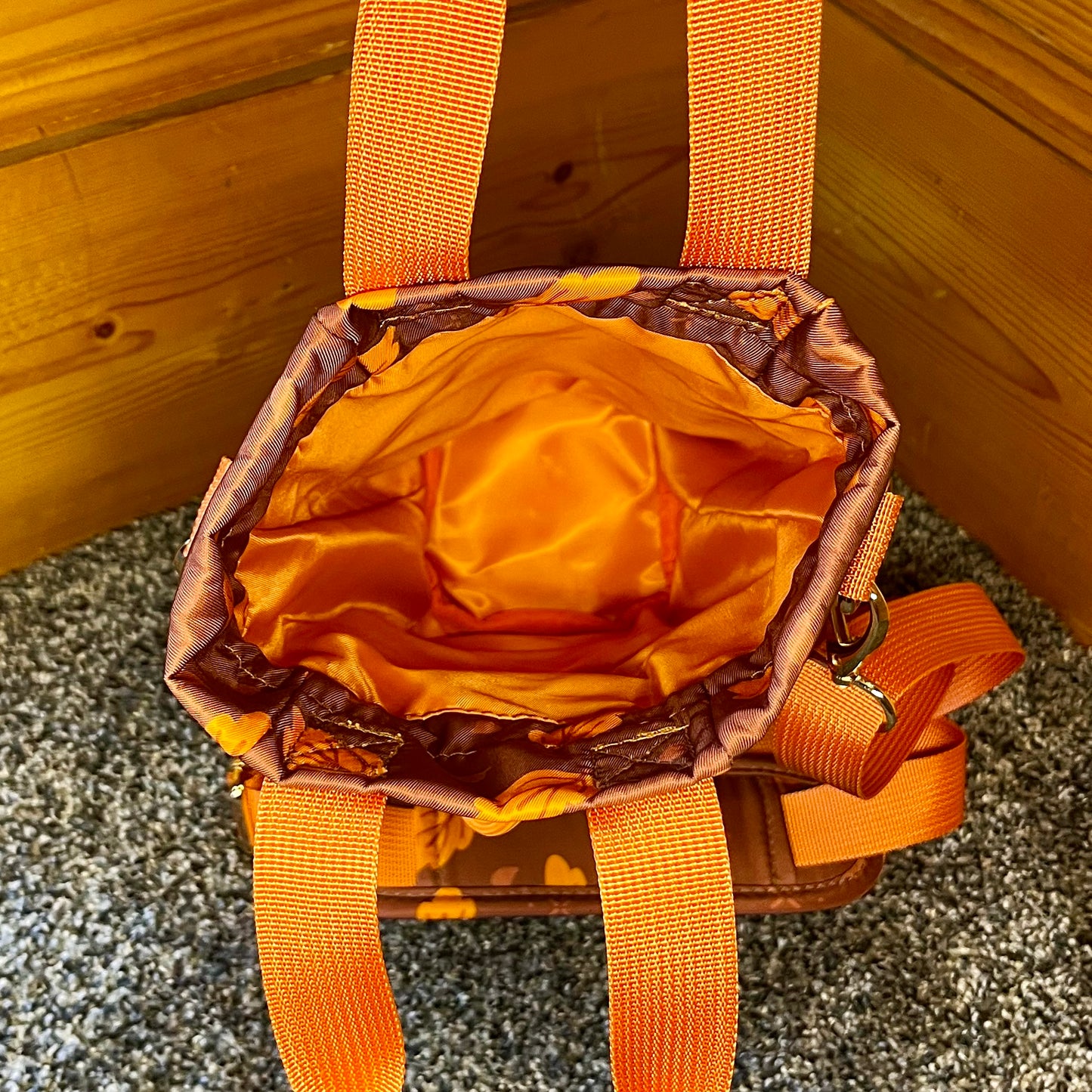 Moth Water Bottle Bag with Fidget Zipper Pull